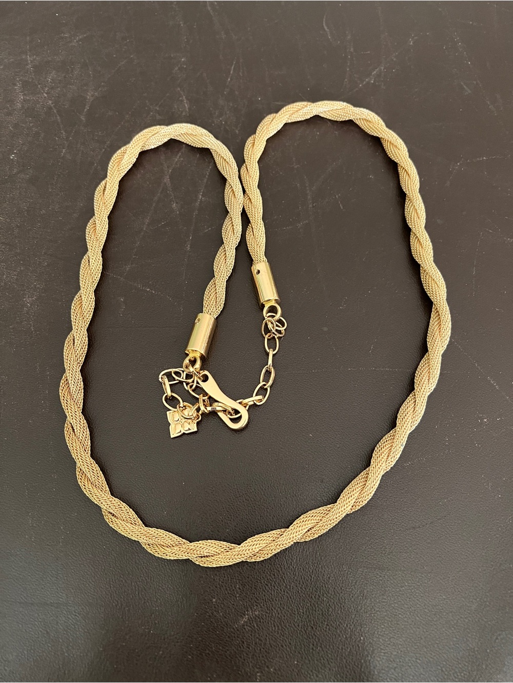 BCBG MAXAZRIA Runway toggle Gold Tone Chain Belt 38"